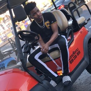 Meet your Posher, Mckenzie